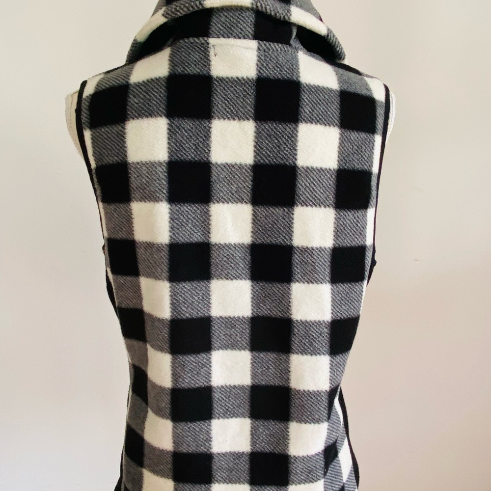 Chaps Black & White Checked Fleece Vest Full Zipper Size M with Pockets - Picture 10 of 16
